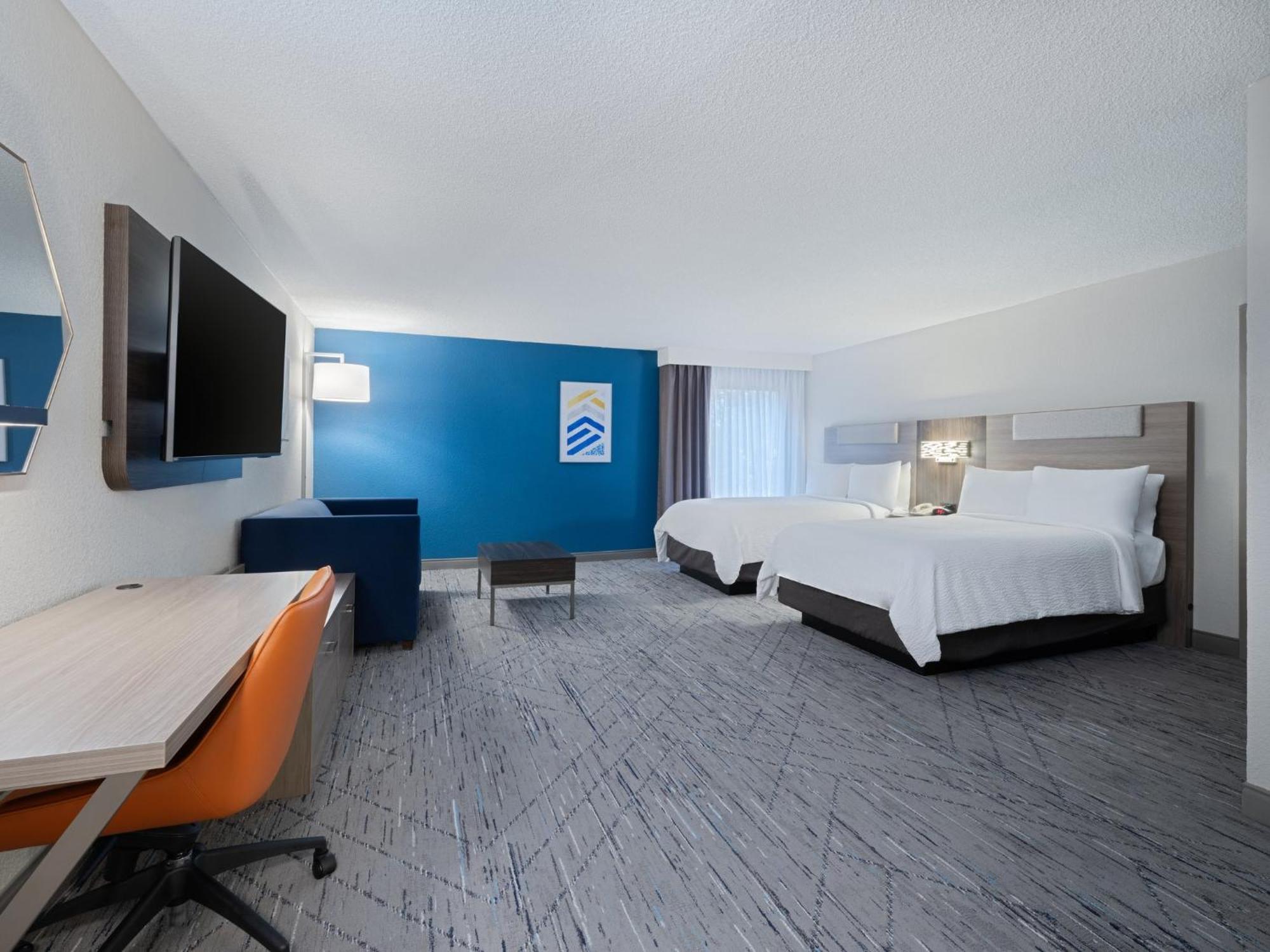 Holiday Inn Express Hotel & Suites Ft. Lauderdale-Plantation By Ihg Exterior photo